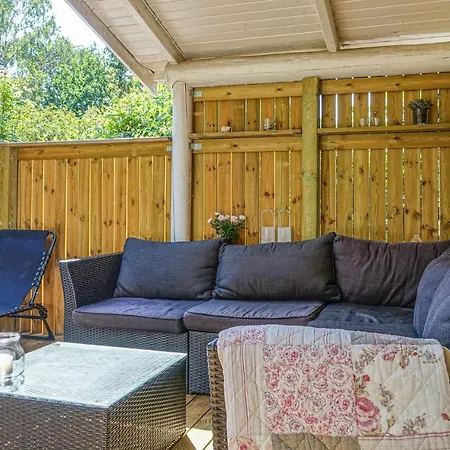 Gorgeous In Aakirkeby With Wifi *