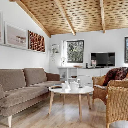 Vakantiehuis Gorgeous In Aakirkeby With Wifi Åkirkeby