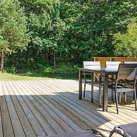 Vakantiehuis Gorgeous In Aakirkeby With Wifi